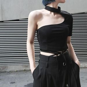 HARUNA O-NECK HALF SLEEVE BACKLESS TEE - BLACK